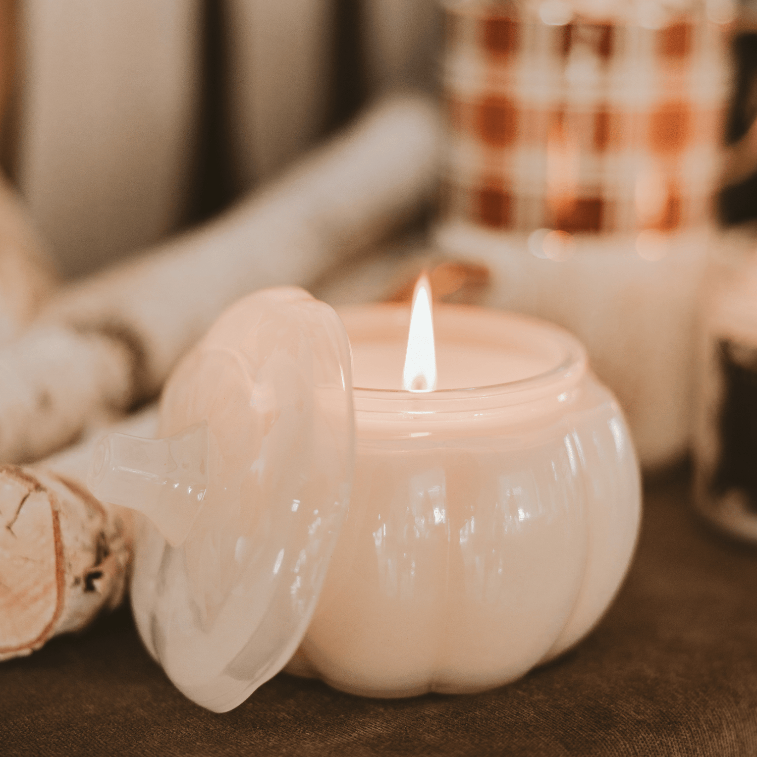 Glass Pumpkin 20 oz Candles